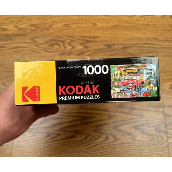 1000 Piece Kodak Premium Jigsaw Puzzle-Car Wash-Colorful-Bonus Poster - Picture 4 of 9